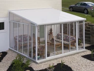 Ogrody zimowe z drzwiami przesuwnymi Veranda Sanremo Palram - Canopia 4 x 4,25 m białe